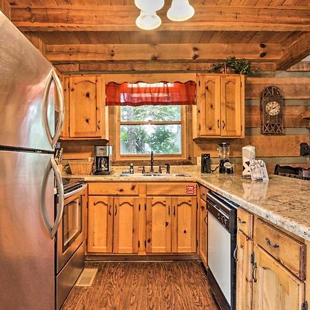 Gatlinburg Escape With Hot Tub, Deck And Mtn View Villa Ngoại thất bức ảnh